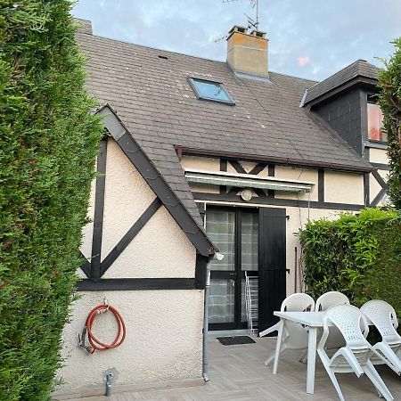 Cottage A Cabourg Exterior foto